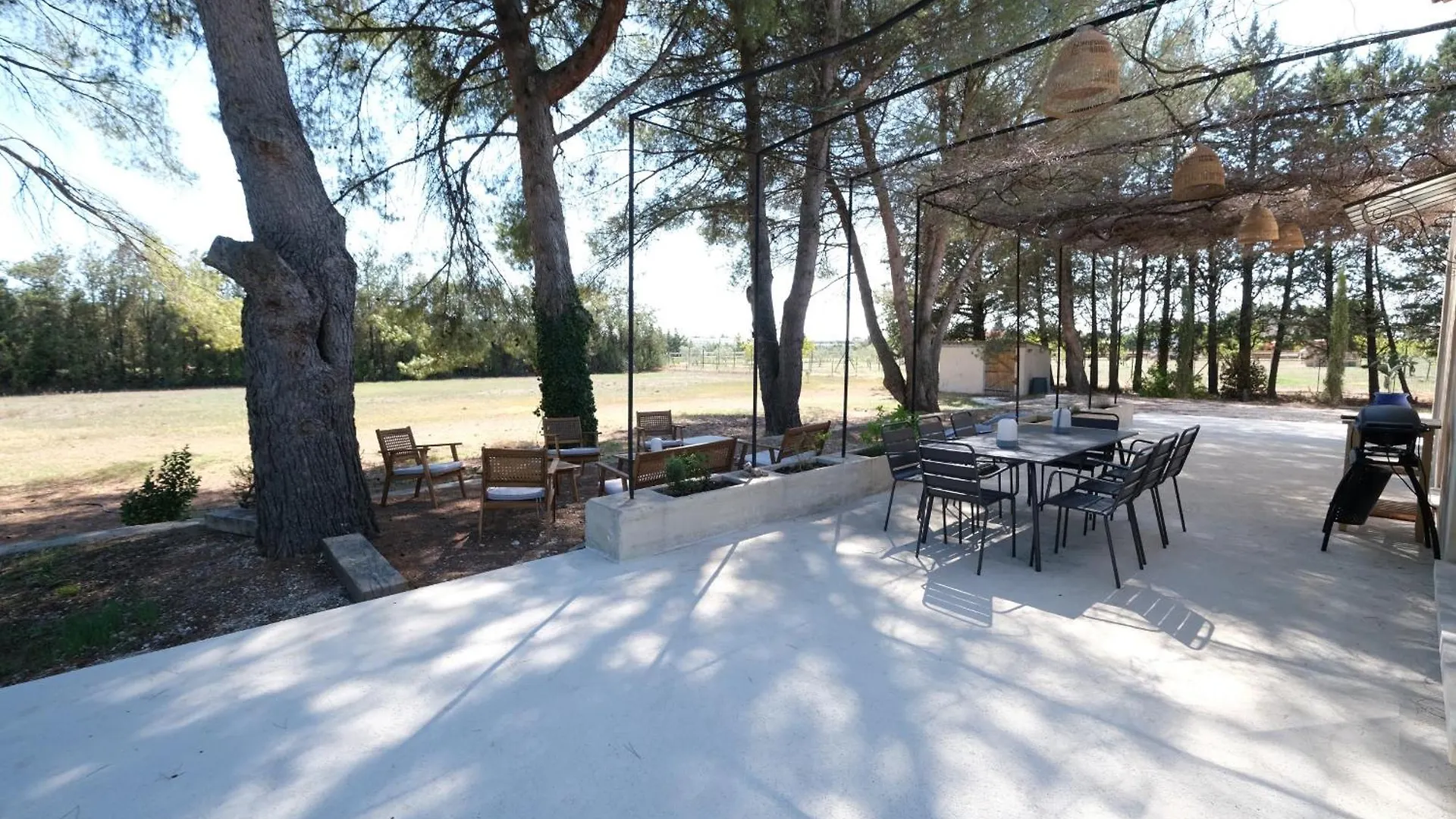 Vila Charming House With Private Pool In Lagnes, Near Isle Sur La Sorgue, In The Luberon, In Provence, For 8 People